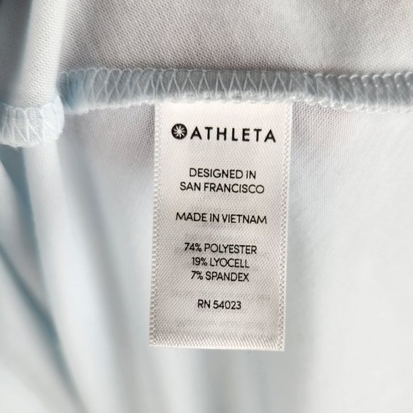 Athleta Ice Blue Soft Essence Handkerchief Hem Short Sleeve Tee sz M - Picture 5 of 7